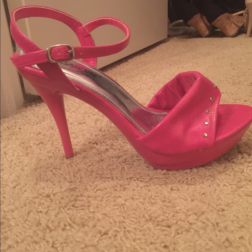 Pretty heels